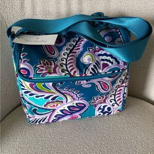 NEW Vera Bradley Teal Paisley Travel Bag with Sturdy Fabric